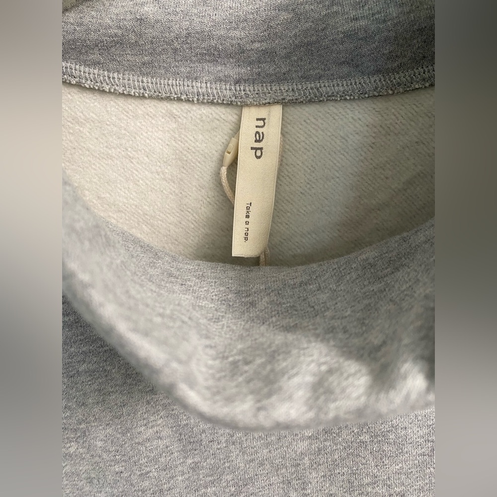 Nap Loungewear Oversized Boxy Heather Gray Sweatshirt Size Small New — image 2 of 8
